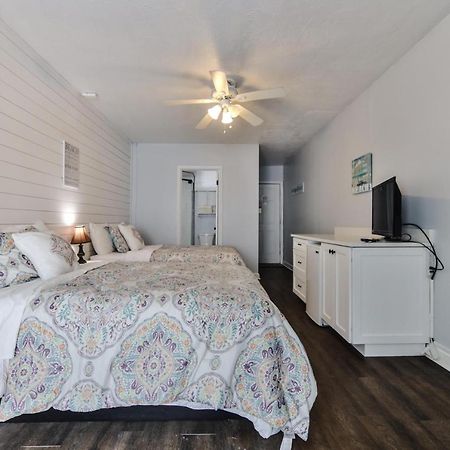 Coastal Life 206 - A 2Nd Floor Studio With 2 Single Beds New Smyrna Beach Kültér fotó