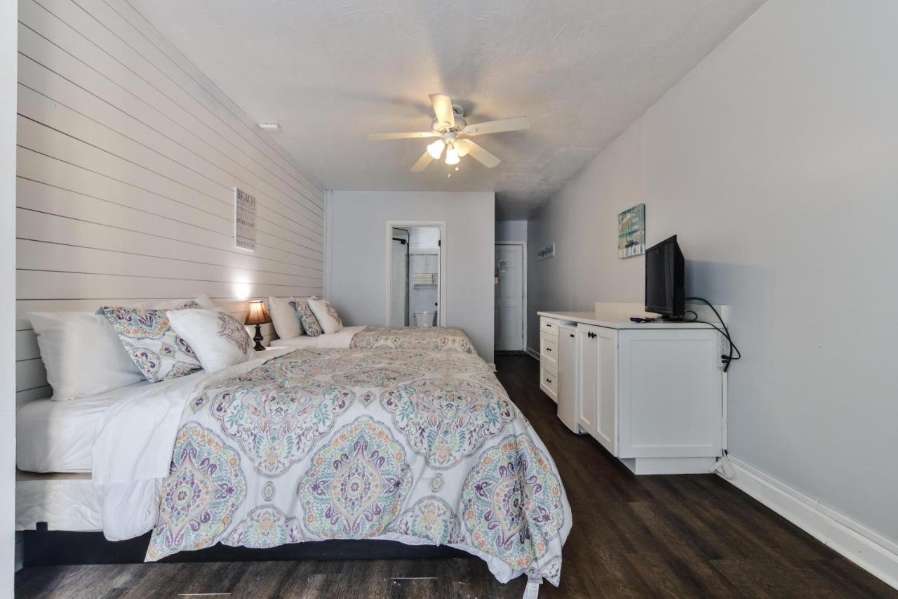 Coastal Life 206 - A 2Nd Floor Studio With 2 Single Beds New Smyrna Beach Kültér fotó